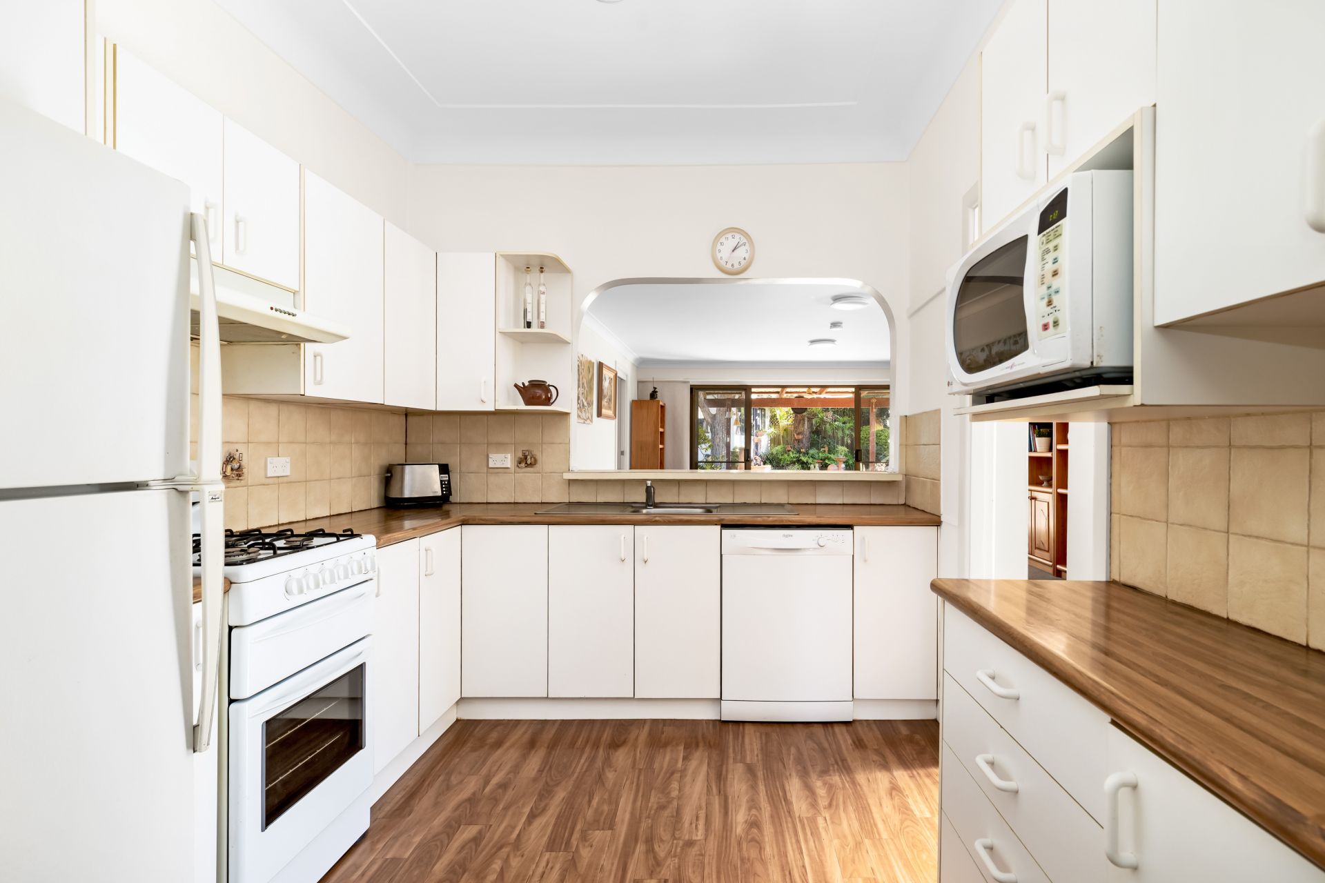 50 Carramar Crescent, Miranda, Miranda - Thumbnail 3