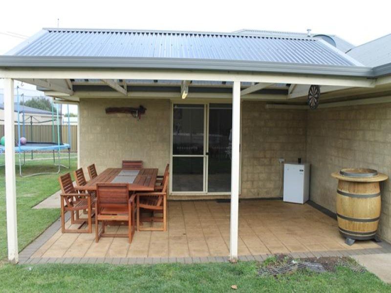 8 Lakewood Avenue MOUNT GAMBIER SA, Mount Gambier - Thumbnail 6