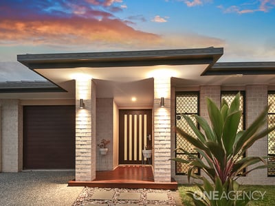 Modern, Stylish, Private  -  low maintenance entertainer