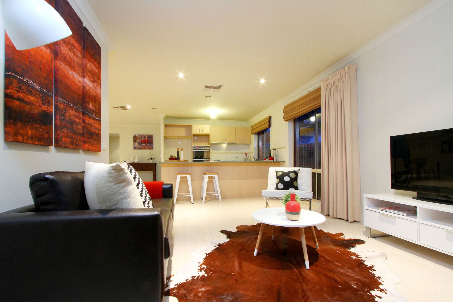 Stylish, Modern And Wonderfully Located