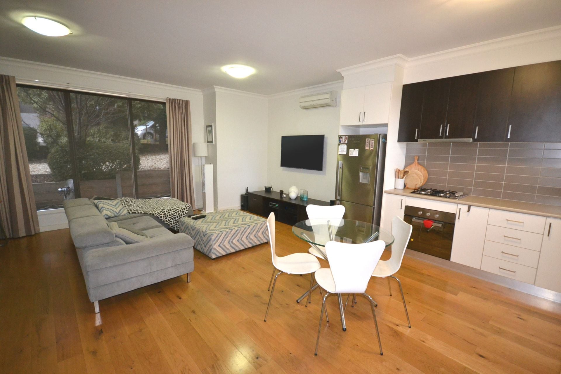 PRESTIGIOUS TOWNHOUSE LIVING