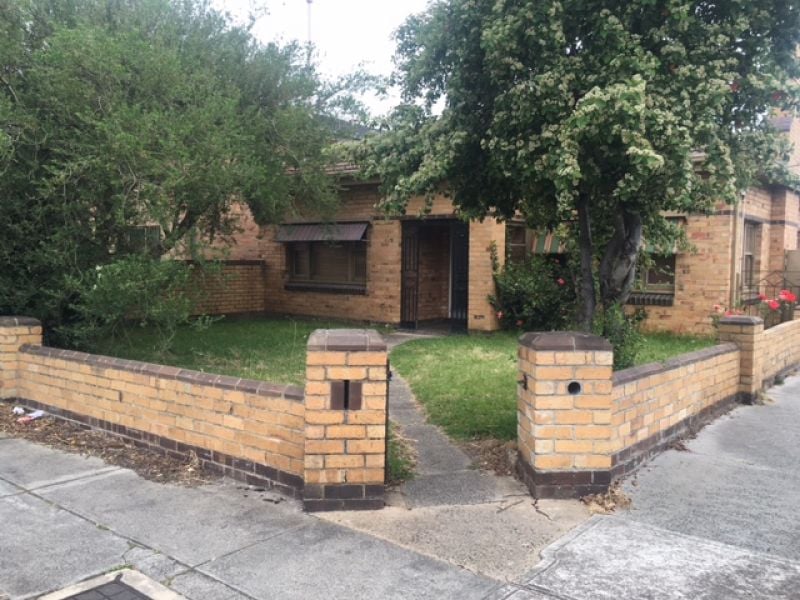 843 High Street, Reservoir