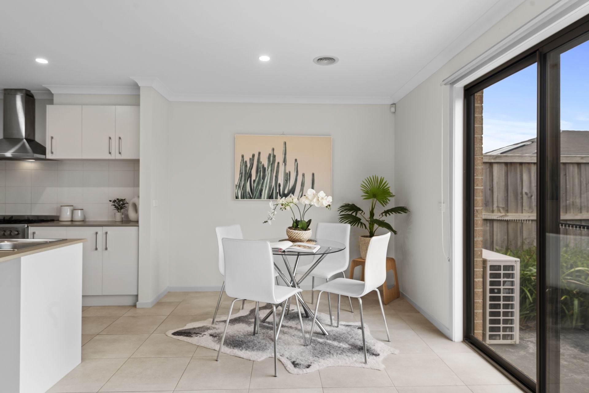Immaculate Modern Home, Prime Location