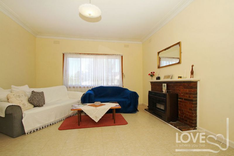 32 Arundel Avenue, Reservoir