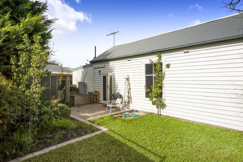 20 Dover Road, Williamstown - Thumbnail 2
