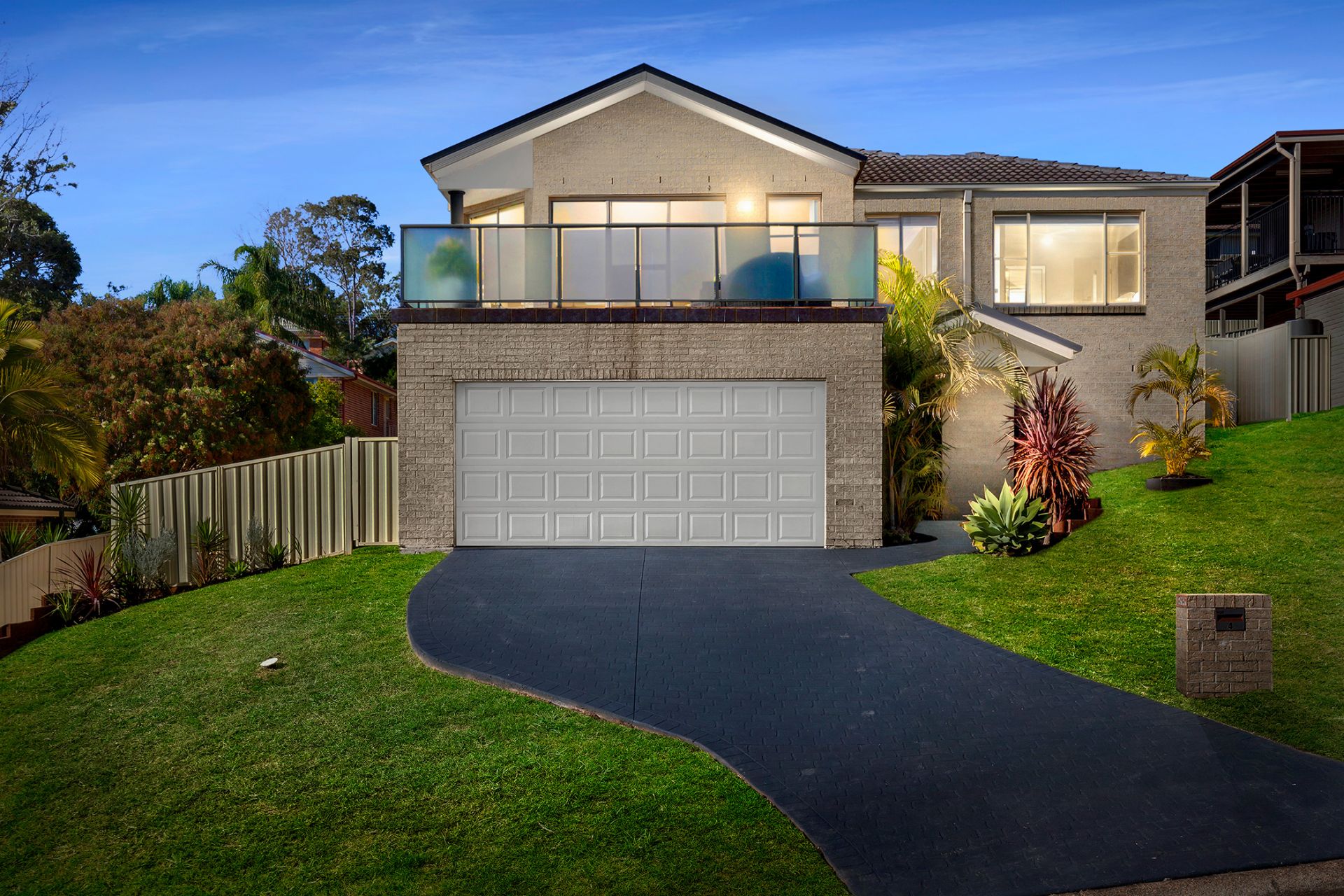 Real Estate For Sale 4 Era Close Marmong Point , NSW