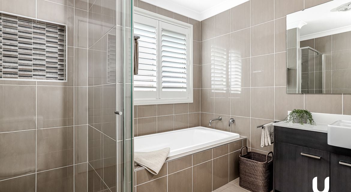 Gledswood Hills 13 Silverwood Street