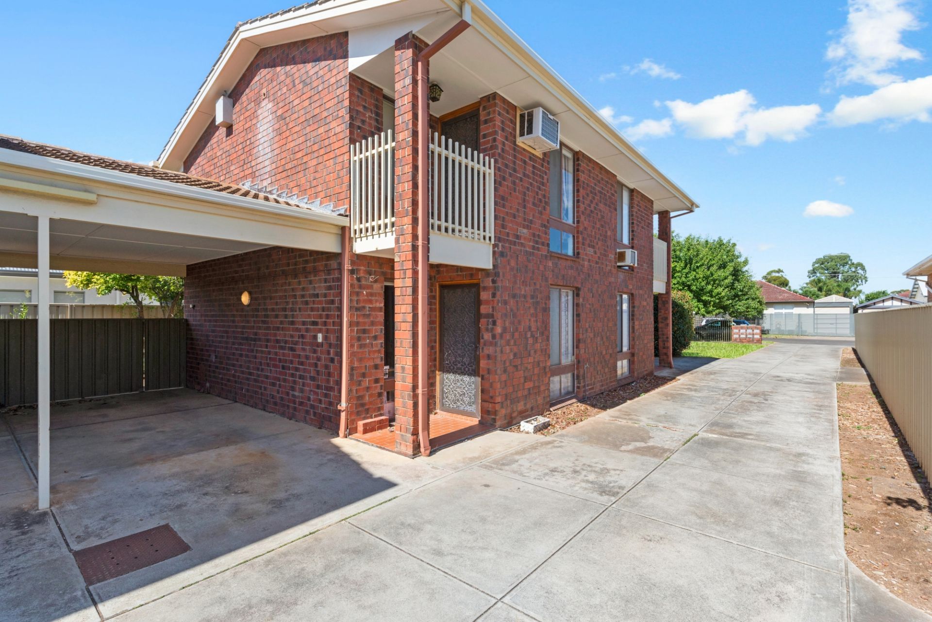 2/14 Barry Road, Oaklands Park McCammon Real Estate