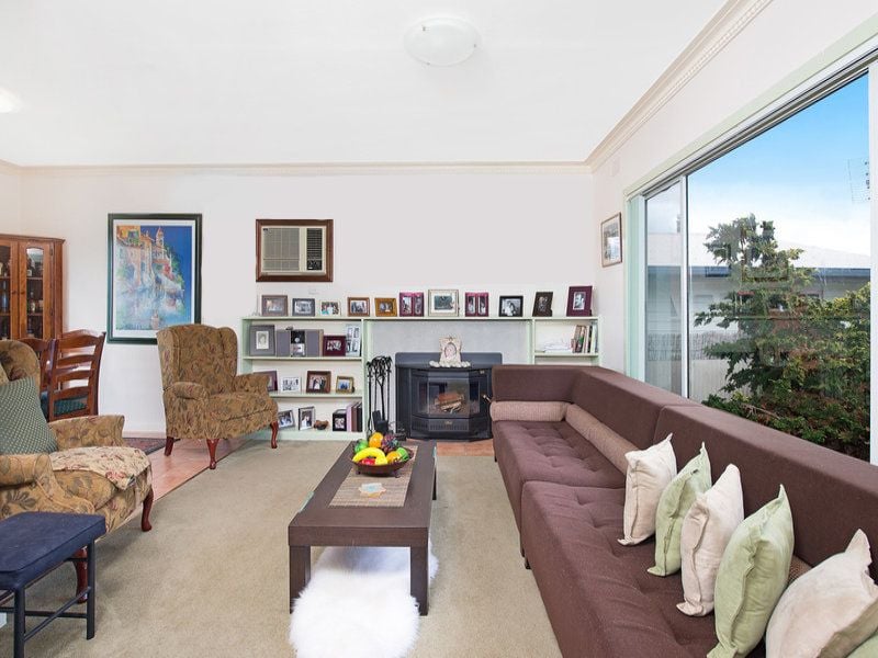 39 Murray Square, Apollo Bay - Thumbnail 3