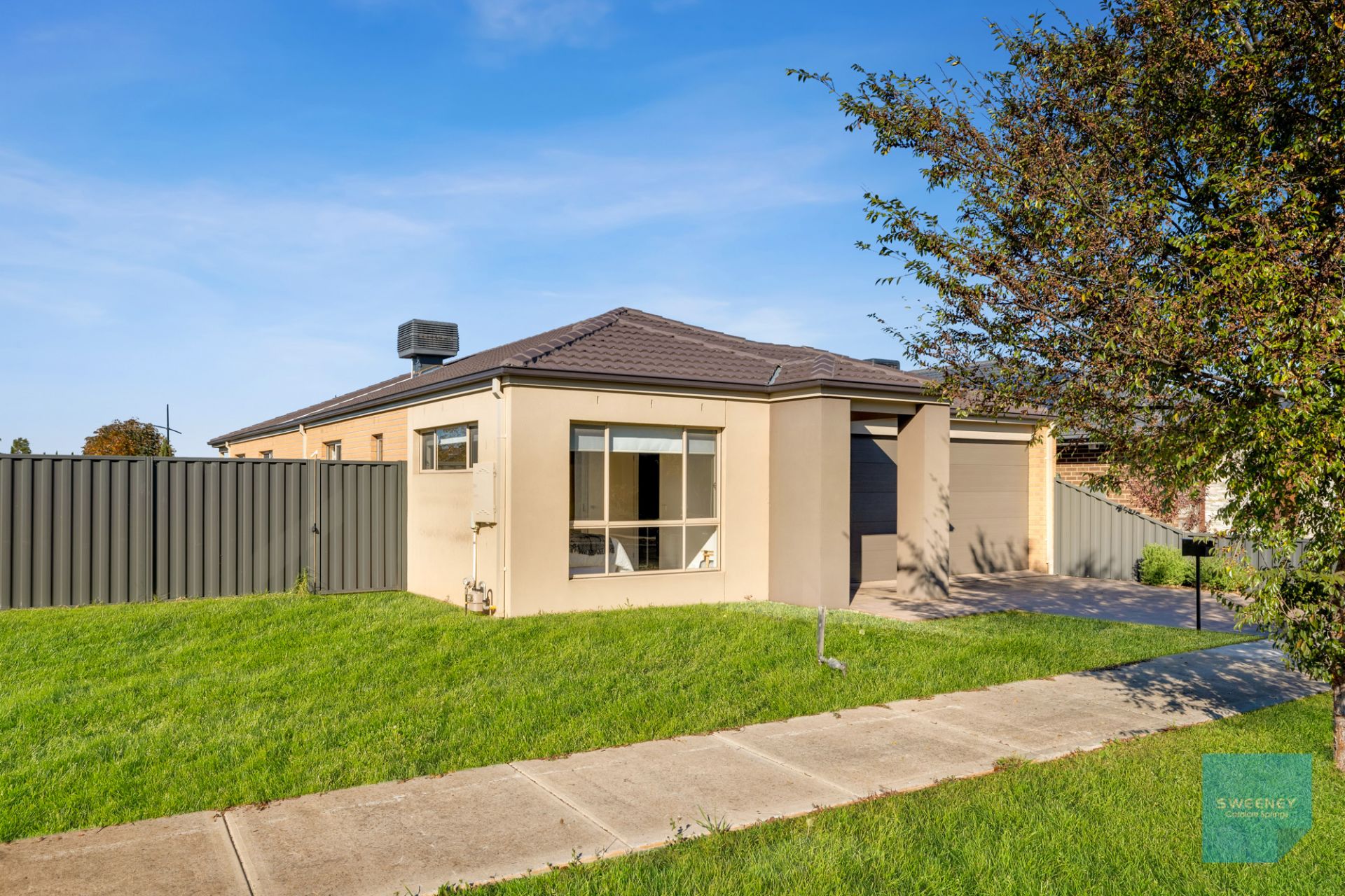 9 Eclipse Avenue, Fraser Rise - Thumbnail 4