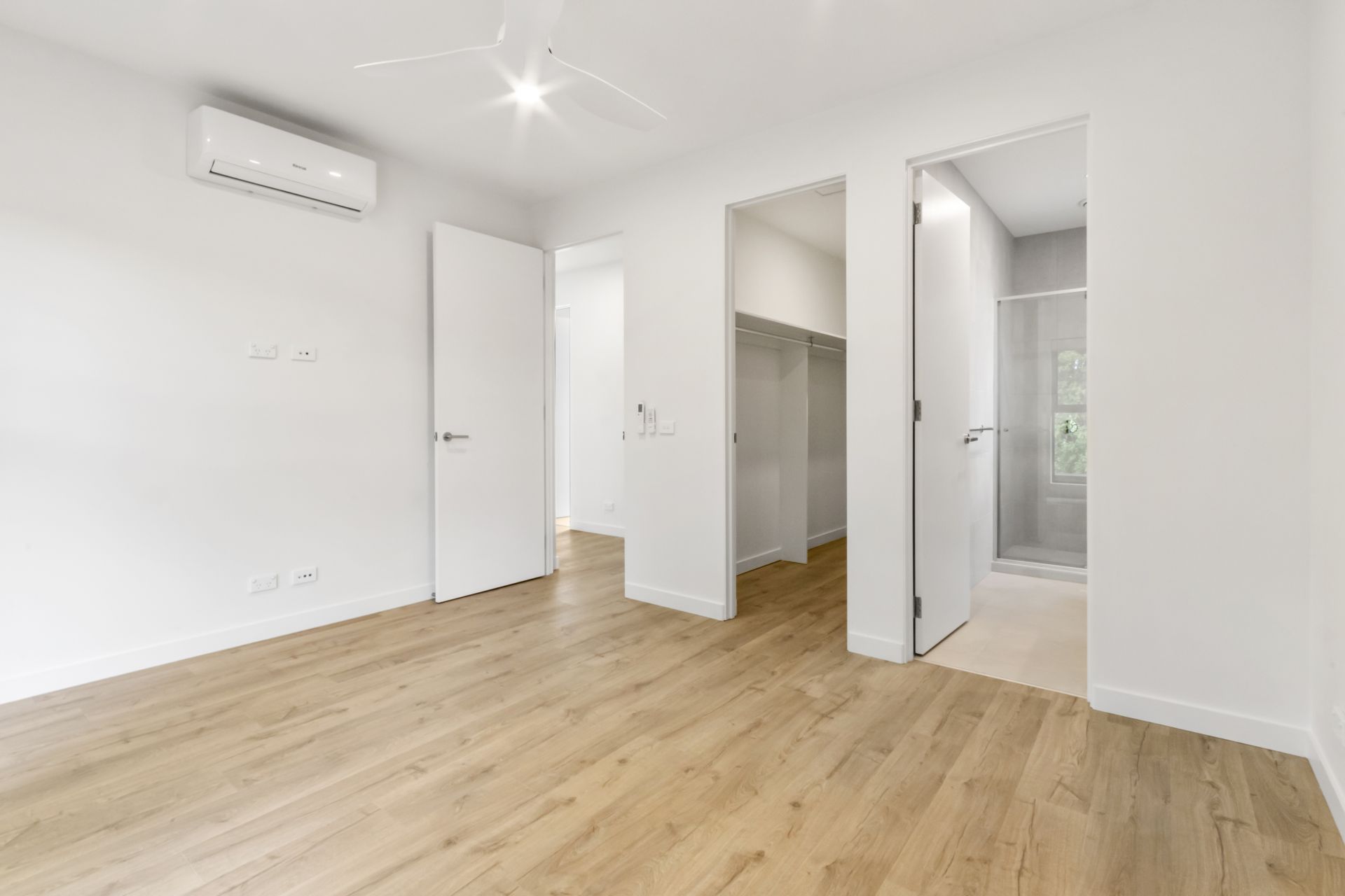 Brand New Townhouse !
