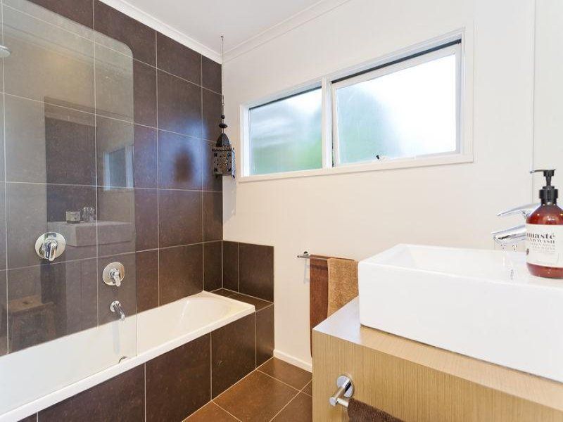 52 Sunset Strip OCEAN GROVE VIC, Ocean Grove - Thumbnail 8