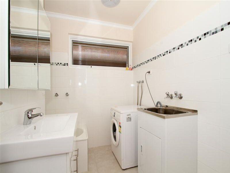 Recently renovated, surprisingly spacious!