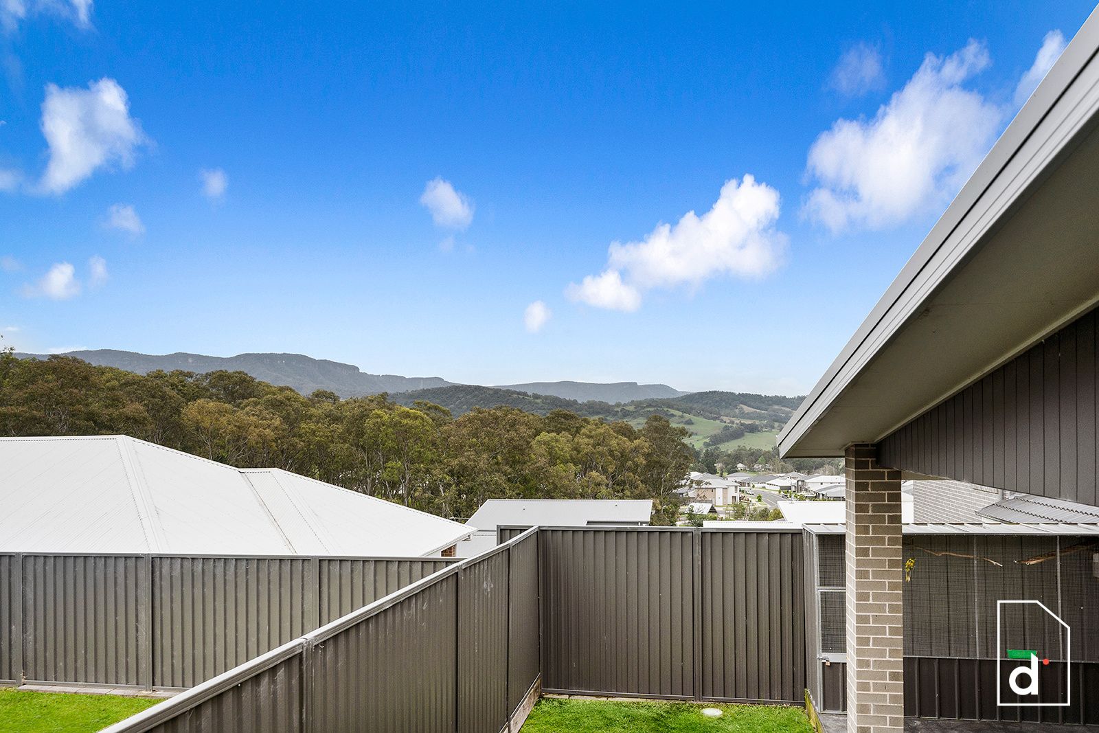 Sold property 950000 for 33 Brotheridge Avenue Calderwood , NSW 2527