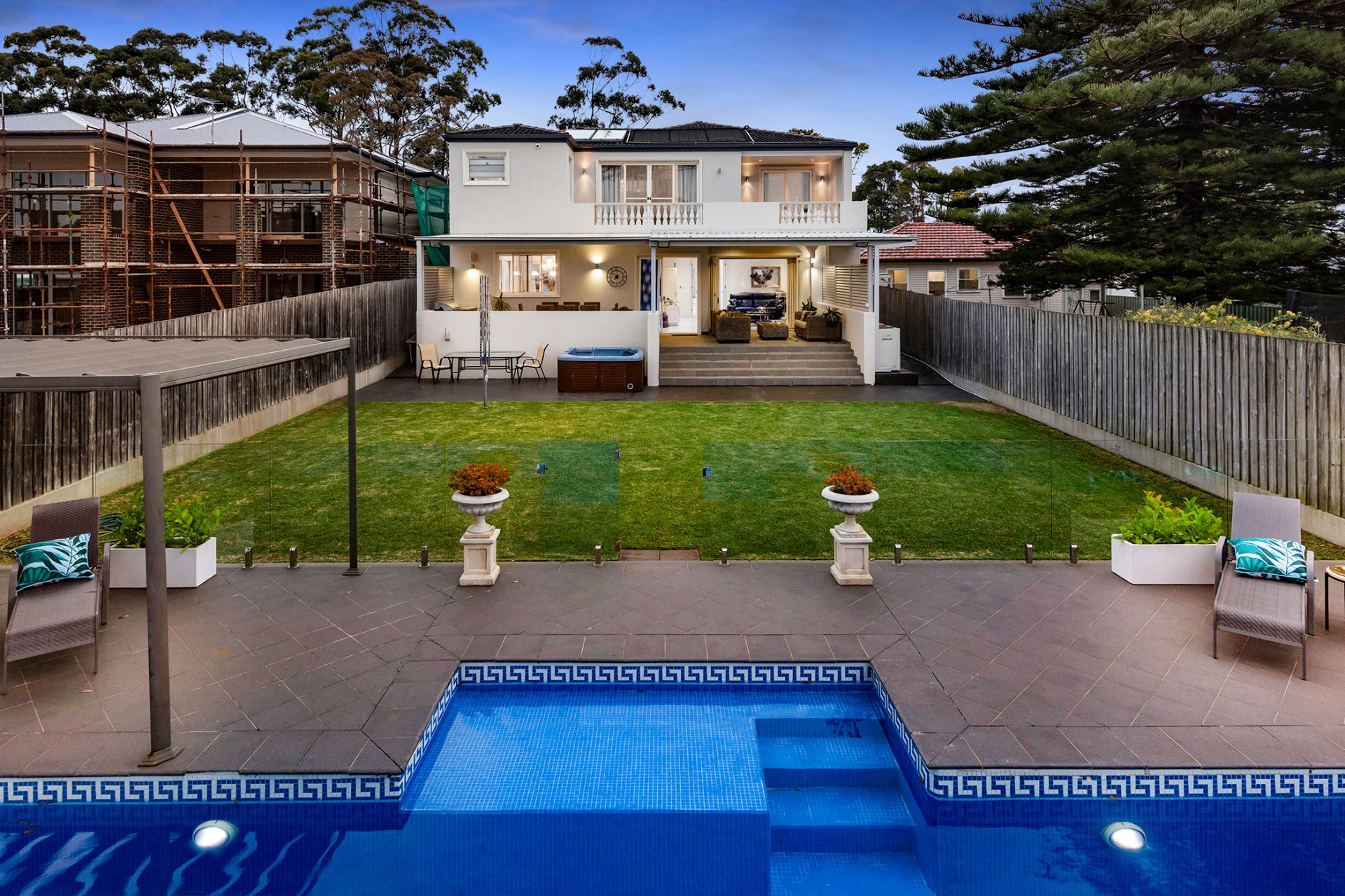 7 Avenel Road, Gymea Bay Luxe Agency by Maurice Maroon