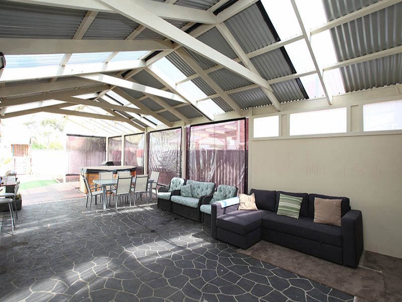 75 The Parkway, Caroline Springs - Thumbnail 8
