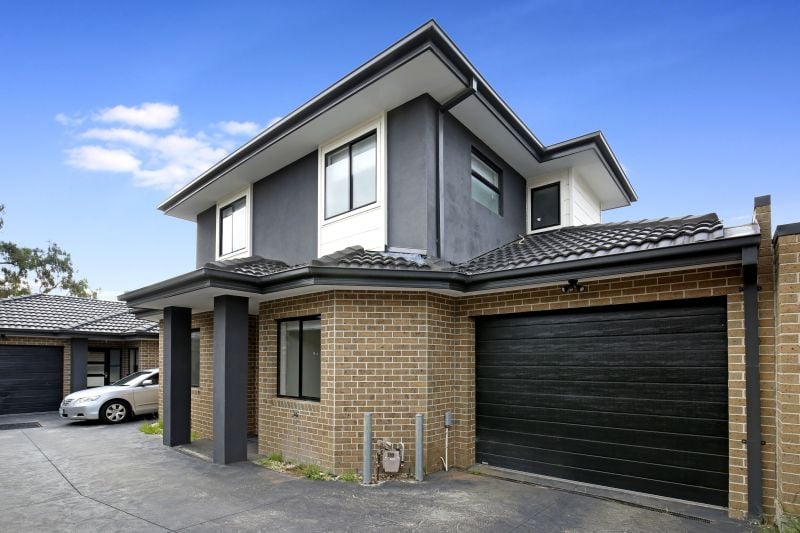 2/13 Field Street, Craigieburn