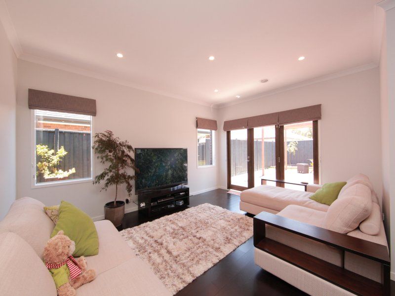 7 Niccoli Parkway MERNDA, 7 Niccoli Parkway Mernda - Thumbnail 4