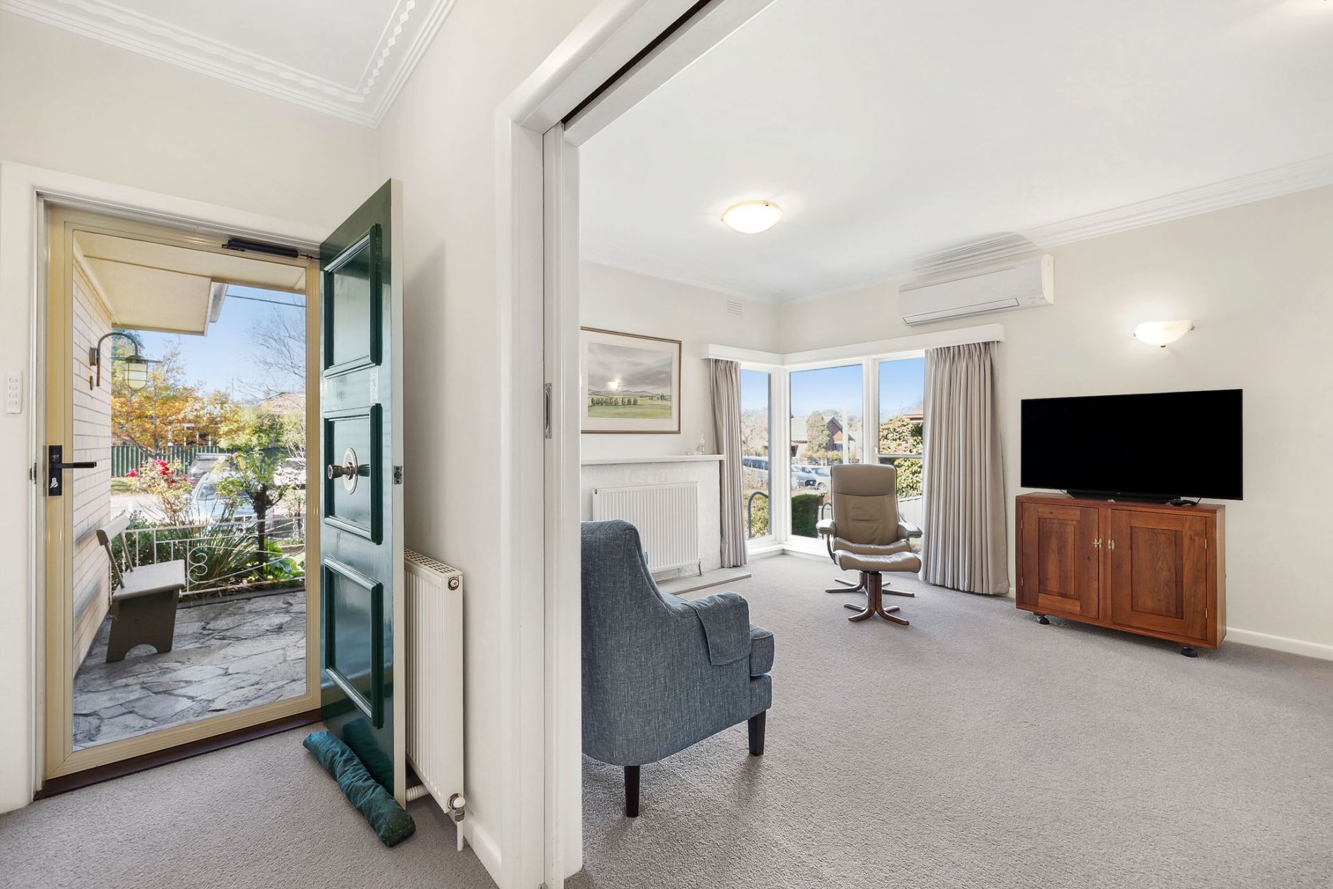 403 Armstrong Street North, Soldiers Hill, Soldiers Hill - Thumbnail 4