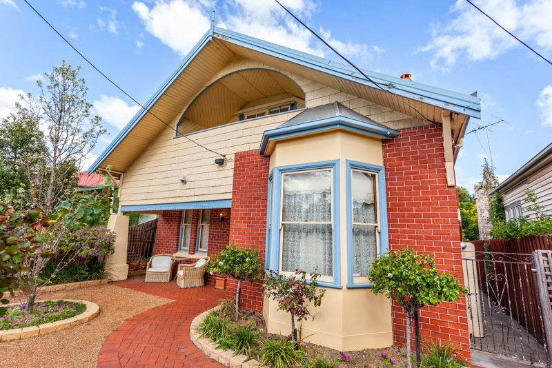 9 Geelong Road, Footscray - Thumbnail 2