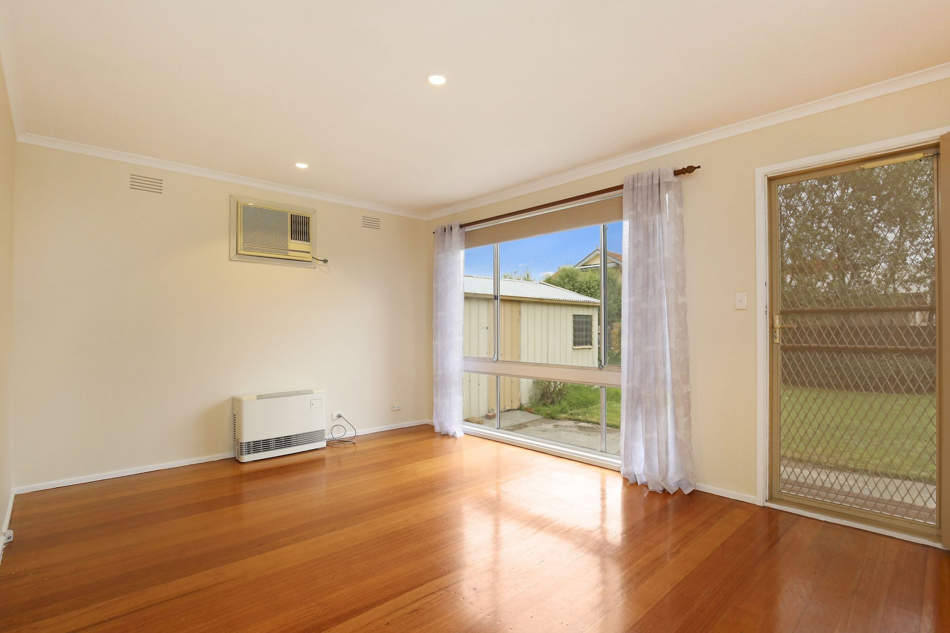Stunning Family Home in Oakhill Estate