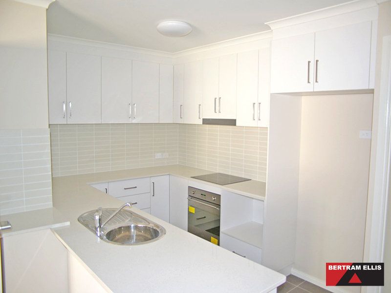 10/37 Ainsworth Street, Mawson - Thumbnail 2