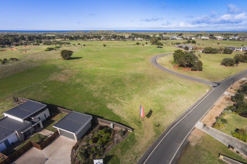 15 Plantation Drive Barwon Heads VIC, Barwon Heads - Thumbnail 4