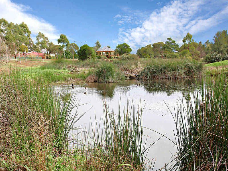2 Gilmore Lane, Caroline Springs - Thumbnail 6