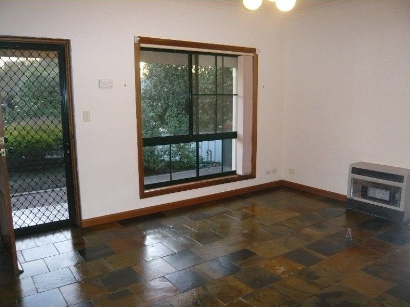 1/5 Mead Street Paradise 5075