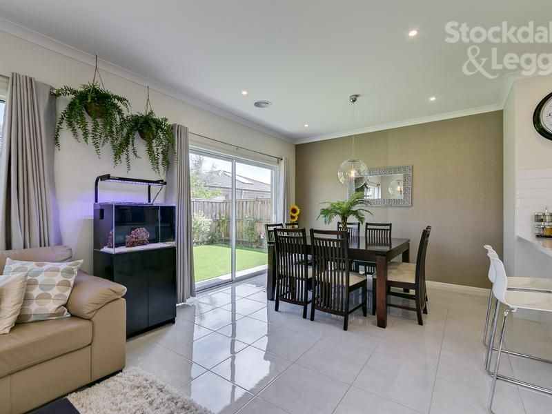 37 Ronsard Crescent MERNDA, Mernda - Thumbnail 4