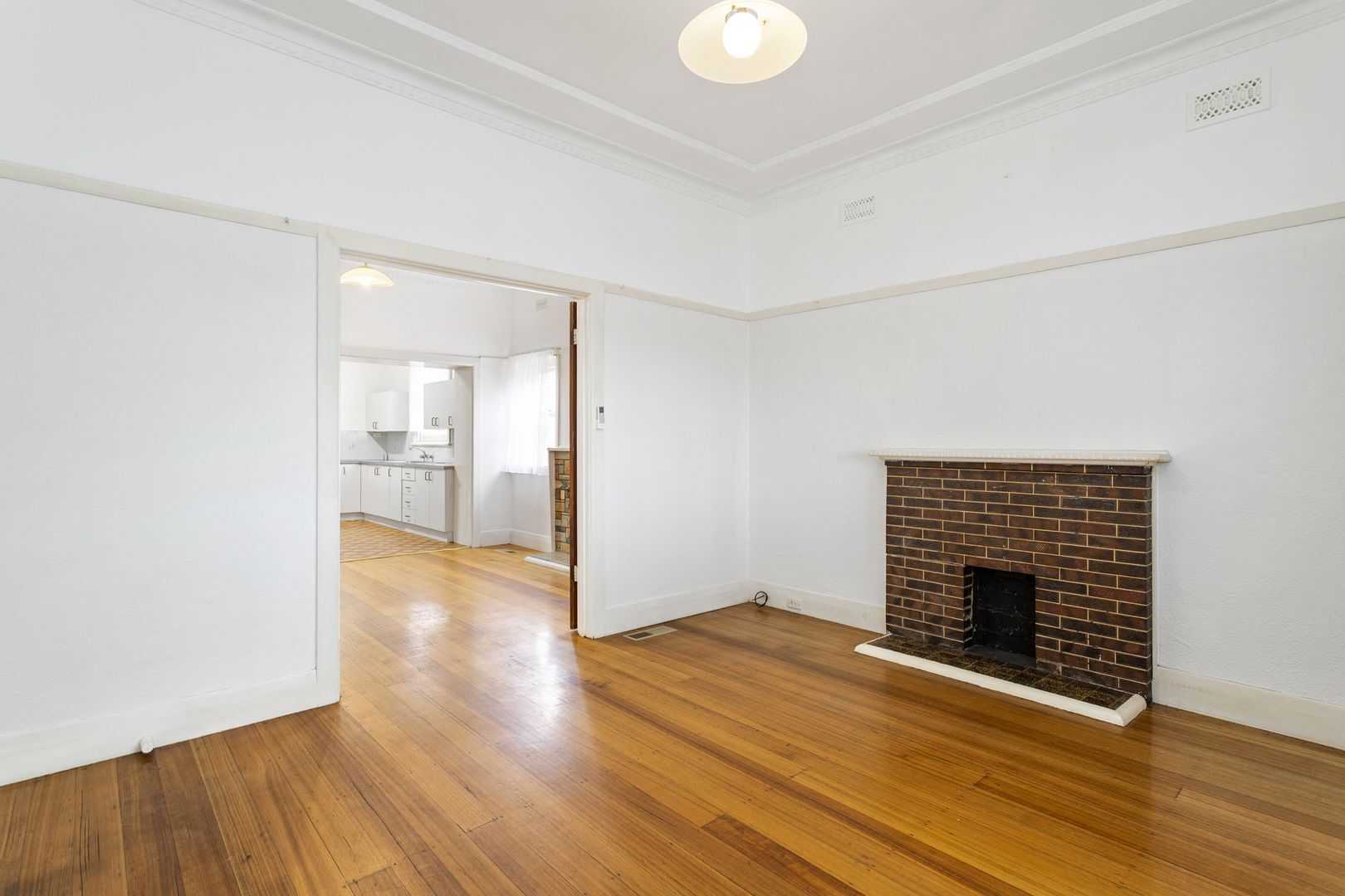 15 New Street South Kingsville VIC, South Kingsville - Thumbnail 6