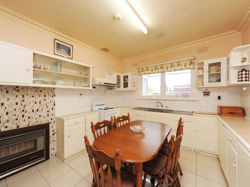 2 Stirling Avenue, Altona - Thumbnail 4