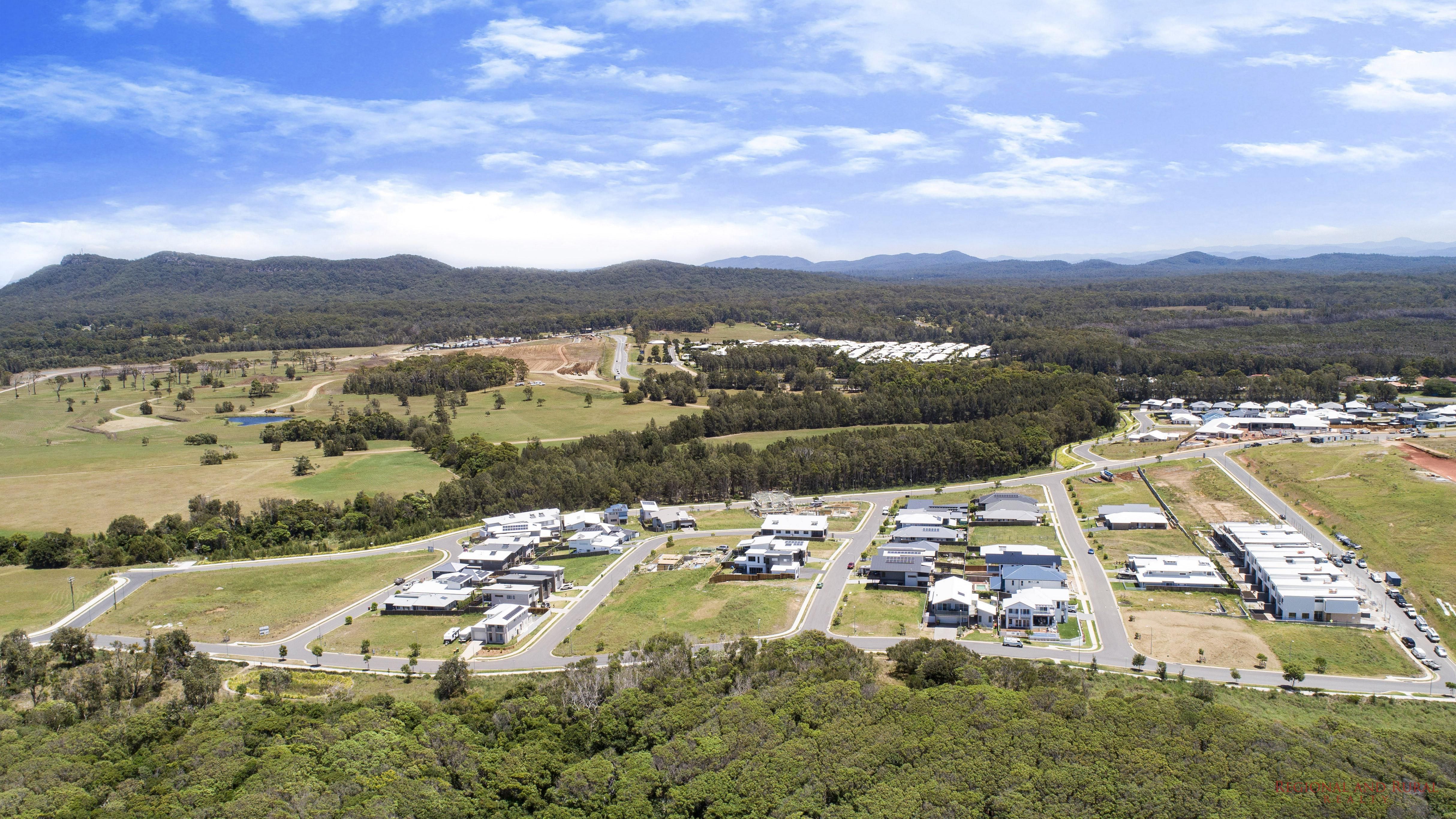 20 Waterside Way, LAKE CATHIE NSW 2445