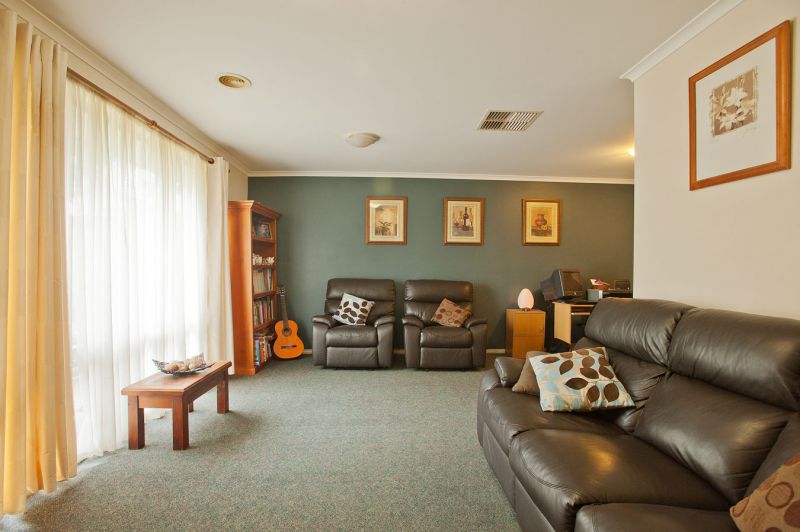 38 Clifton Drive, Bacchus Marsh - Thumbnail 5