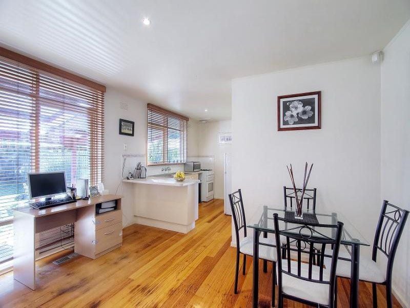 23 Holroyd Street SEAFORD VIC, Seaford - Thumbnail 3