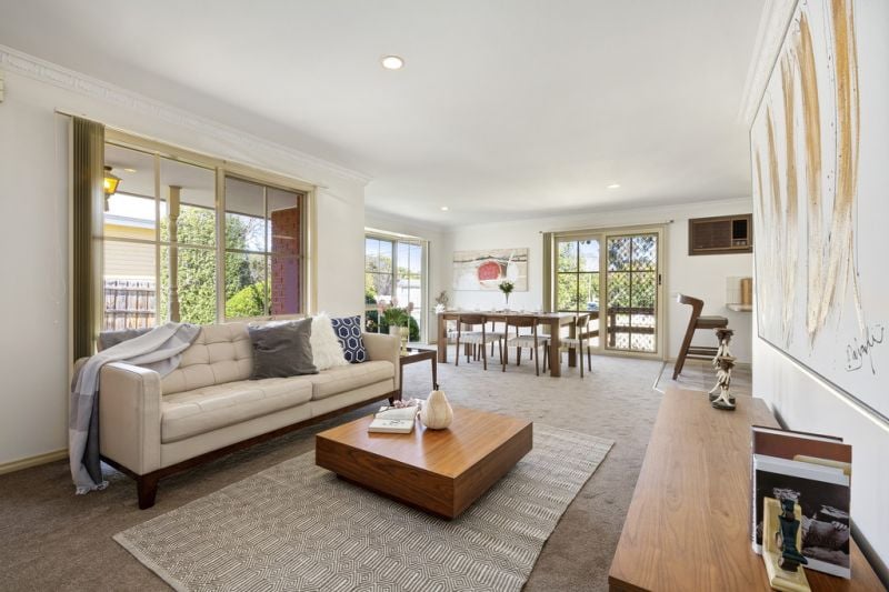 1/7 Compton Street, Mitcham - Thumbnail 2