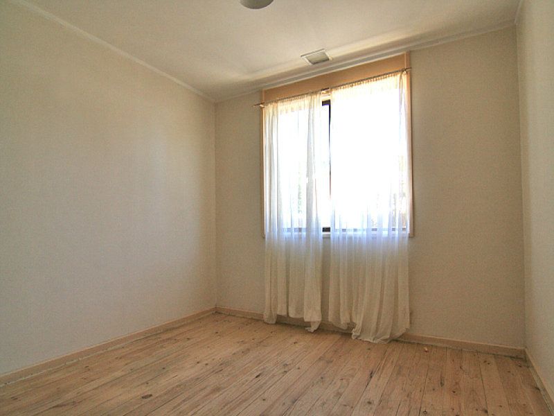 33 Mackie Crescent, Stirling - Thumbnail 8