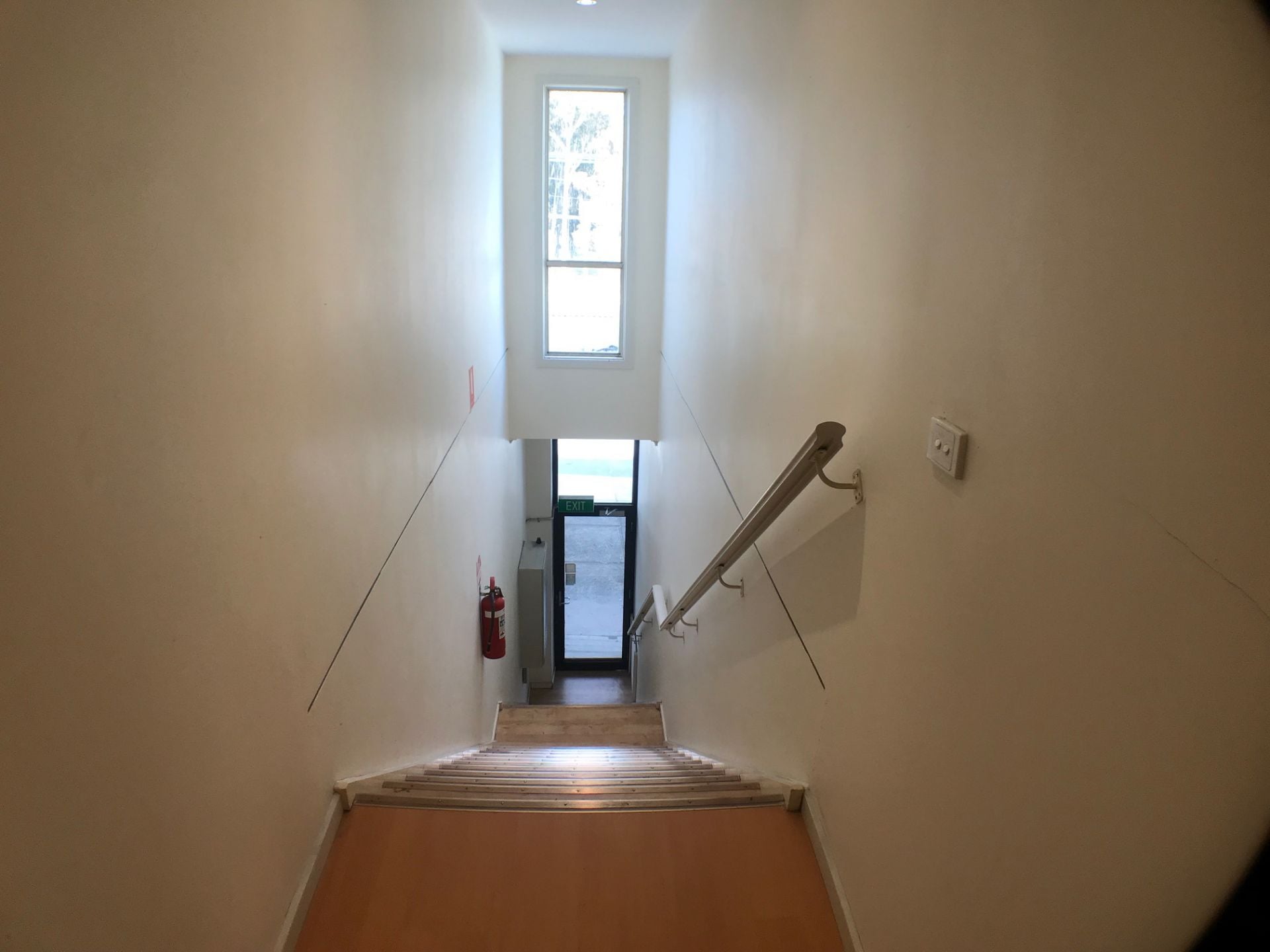 ONE BEDROOM STUDIO APARTMENT   *Insp Thu 21st Mar @ 3:45pm*