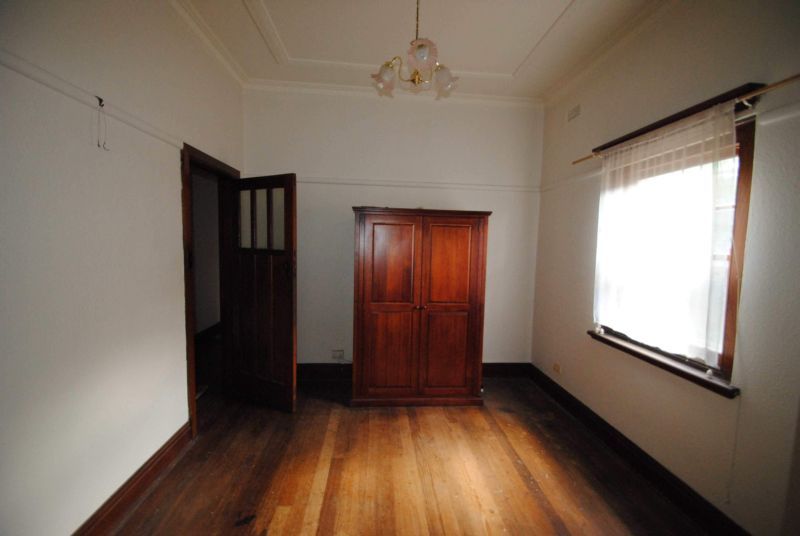 8 Glen Iris Road, Camberwell - Thumbnail 4