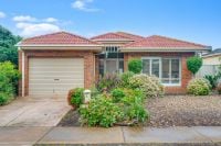 2 Daylesford Terrace, Caroline Springs VIC, Caroline Springs - Image 1