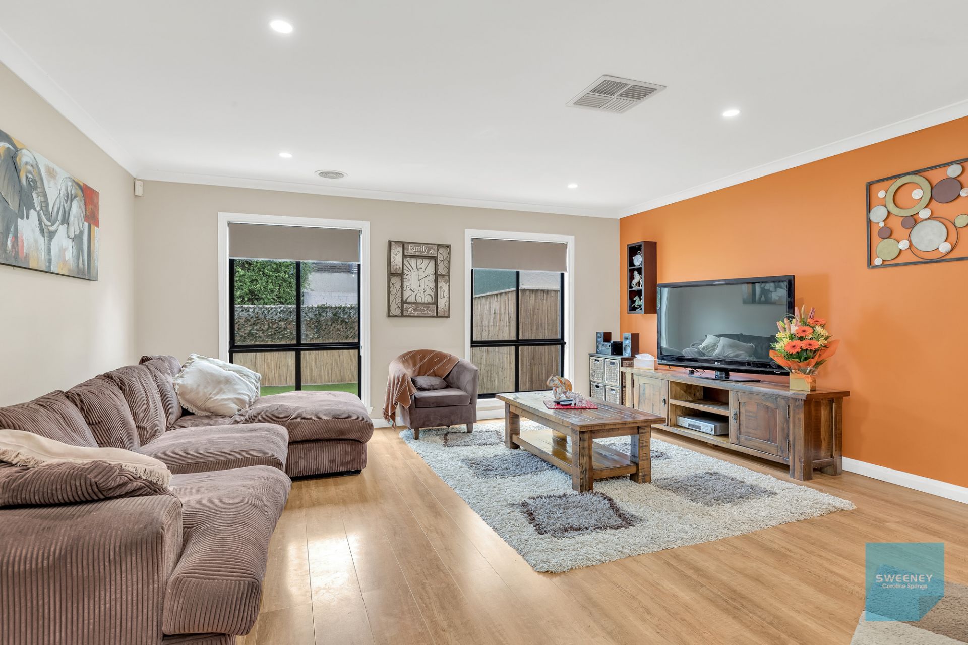 10 The Parkway, Caroline Springs - Thumbnail 5