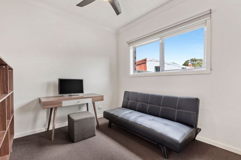 4/134 McMahon Road, Reservoir