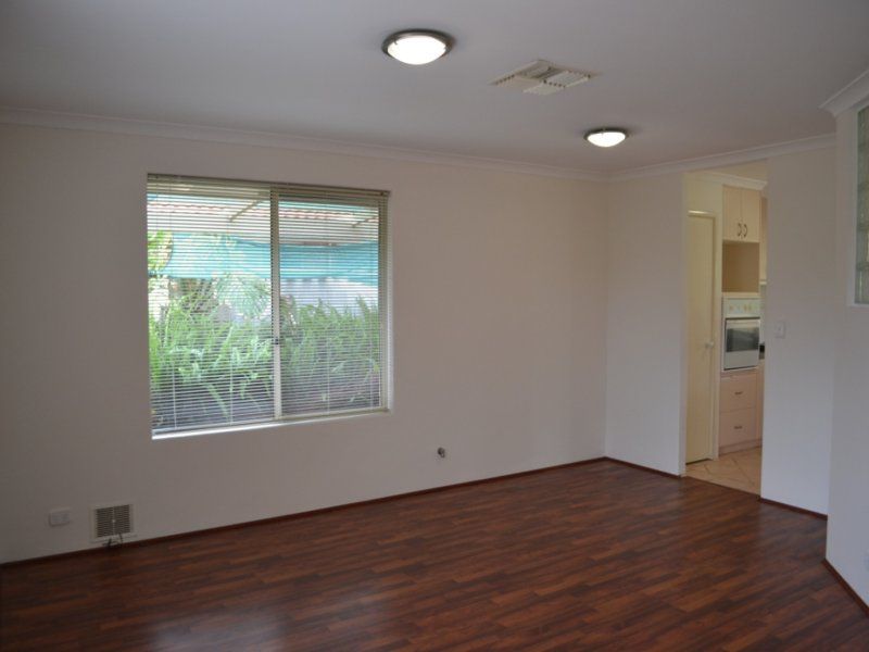 15 Oakfield Retreat BALLAJURA WA, 15 Oakfield Retreat Ballajura - Thumbnail 4