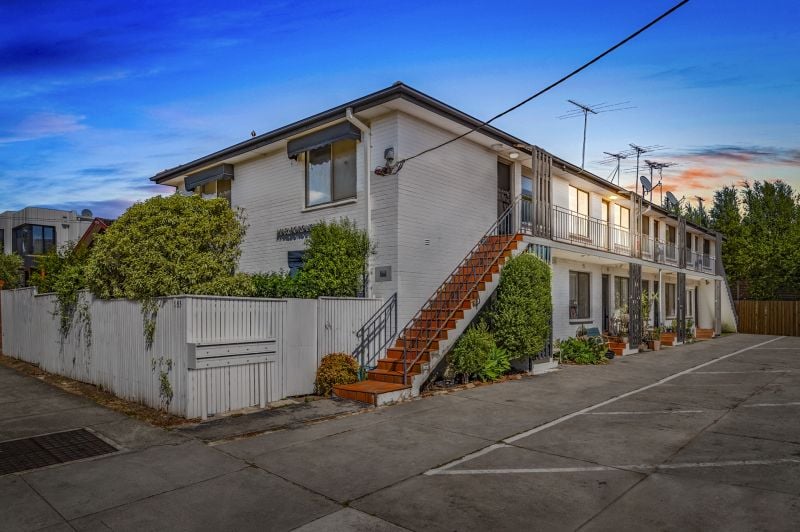 6/183 Napier Street, Essendon