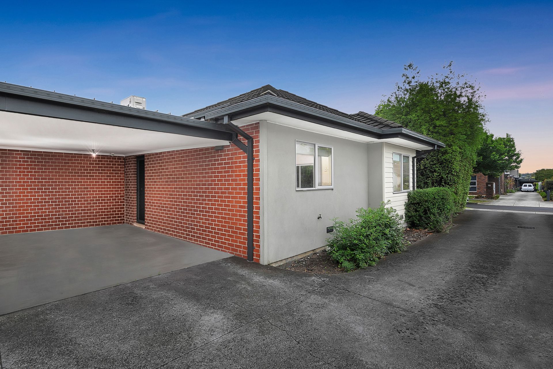 1st Home Buyers/Investors – this has all the right answers …..

Under Offer