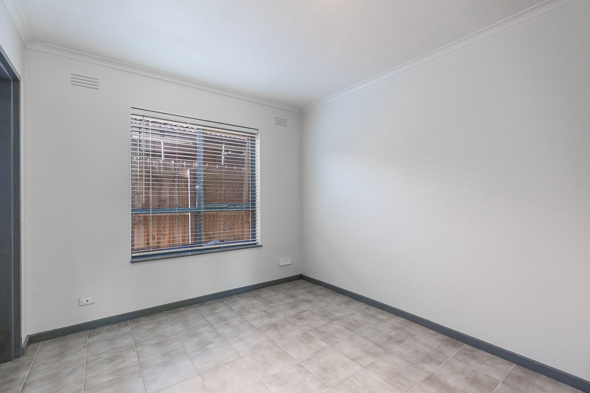 3/1 Hatfield Court, West Footscray - Thumbnail 8