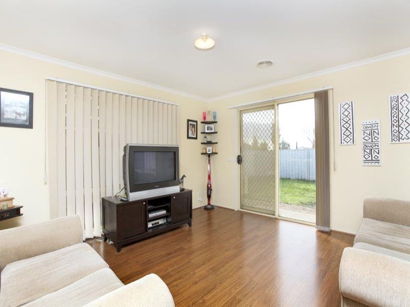 3 Moreton Close, Caroline Springs - Thumbnail 6