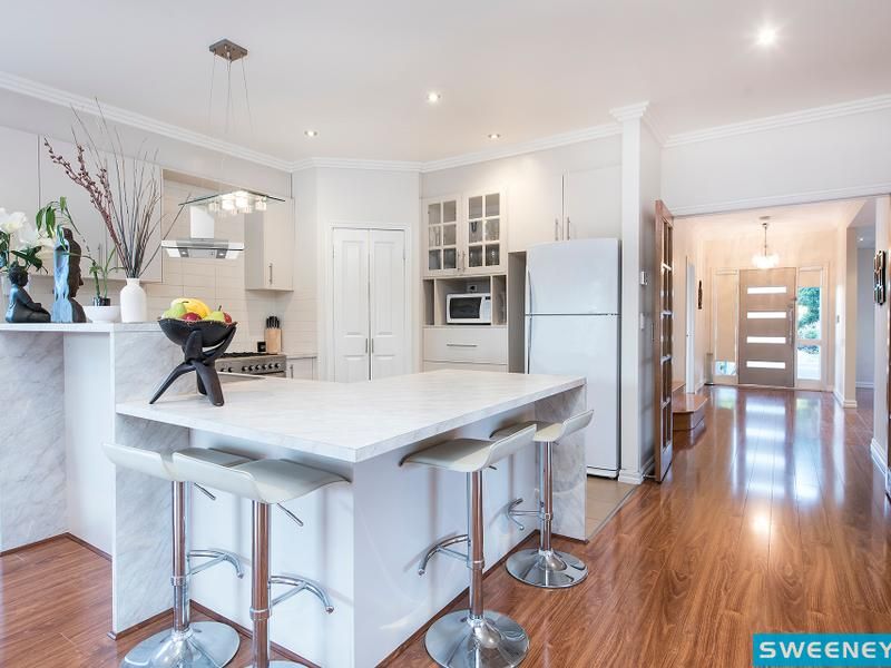 13 Braeside Walk, Caroline Springs - Thumbnail 6
