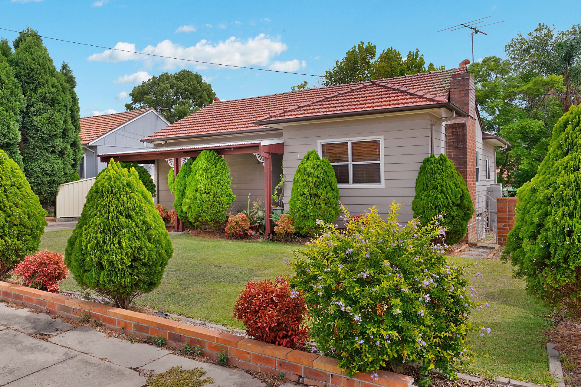 24 Douglas Street Wallsend NSW, Wallsend - Thumbnail 3