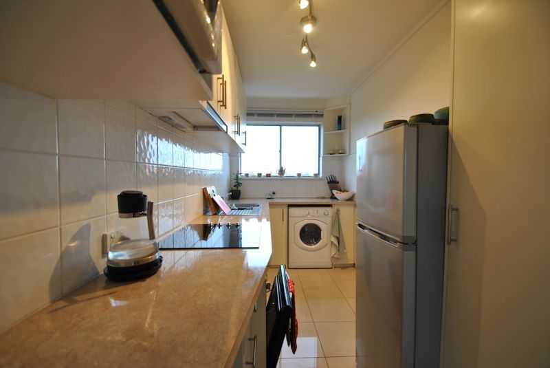 31/6-8 Glen Eira Road, Elsternwick - Thumbnail 5